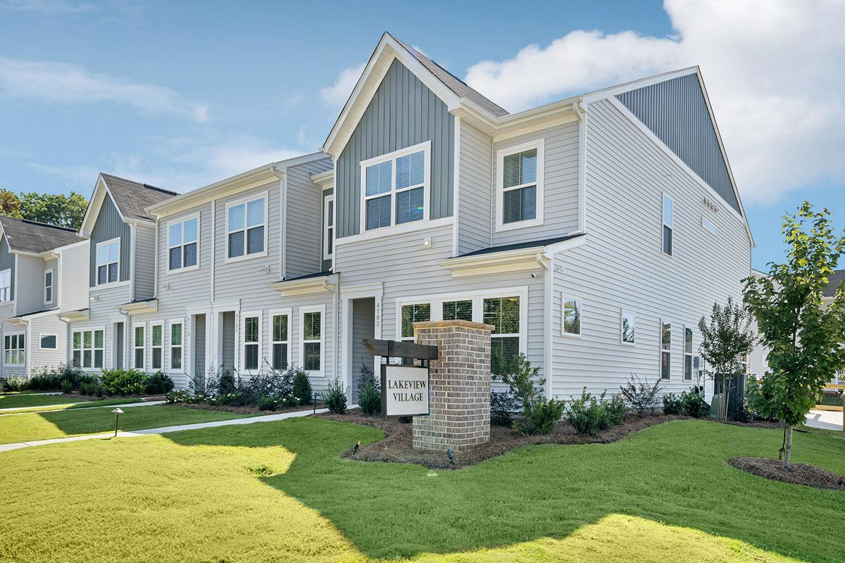 Lakeview Village by Mungo Homes